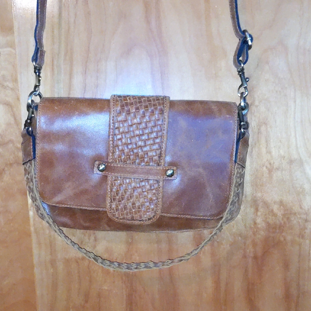 Patricia Nash Tan Leather Crossbody Bag